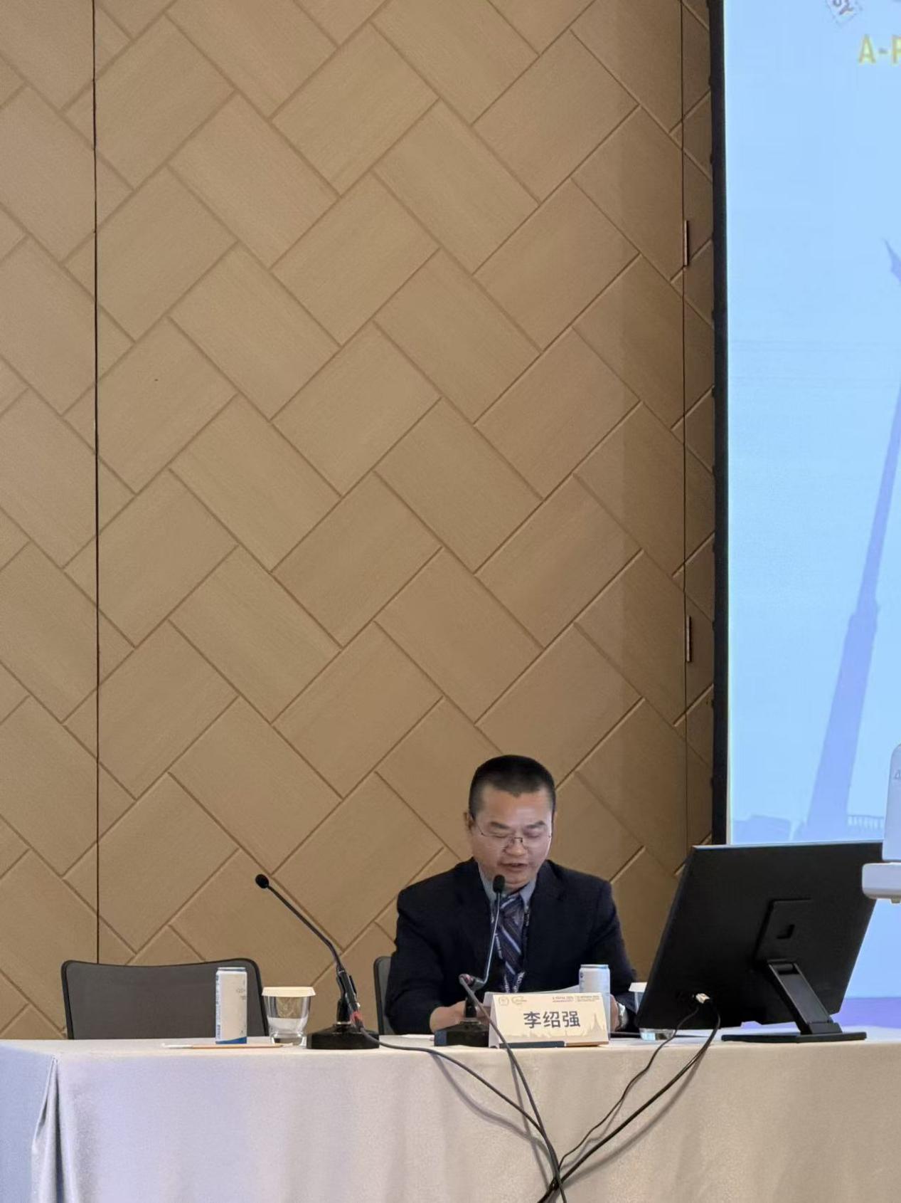 7d413c6c6b33299e25a47755e52e372b